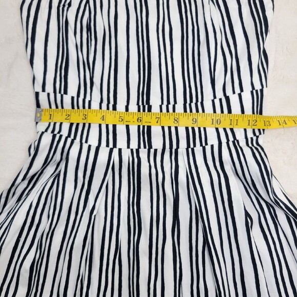 Club Monaco Striped Knee Length Dress Black White Women’s Size 0 Fit And Flare - Picture 7 of 16